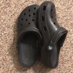 Black Crocs Women’s 9, Mens 7